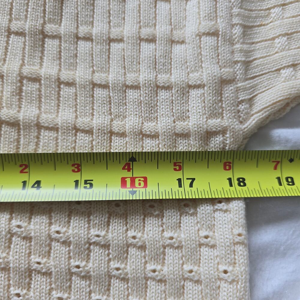 Vintage FILA Womens Wool V-neck Intrecciato 3D Knit Tennis Sweater US 6 Ivory - Picture 7 of 8